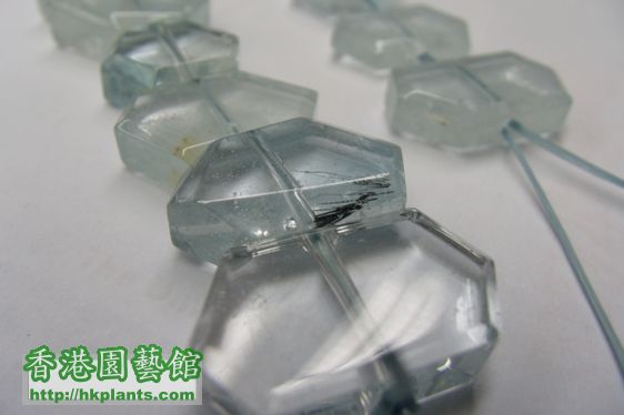 stone_aquamarine02.JPG