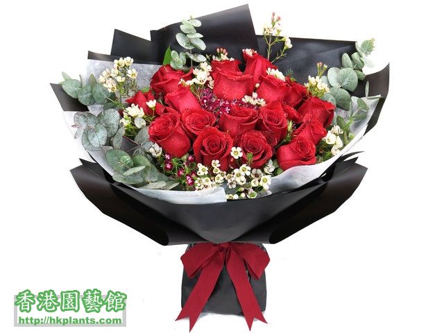 Red-rose-florist-gift-PL03-_201842311319611_20181221635166394_PI9A0784_v3.jpg