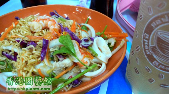 Thai shrimp salad, so spicy!